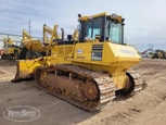 Used Dozer for Sale,Used Bulldozer in yard,Front of used Bulldozer for Sale